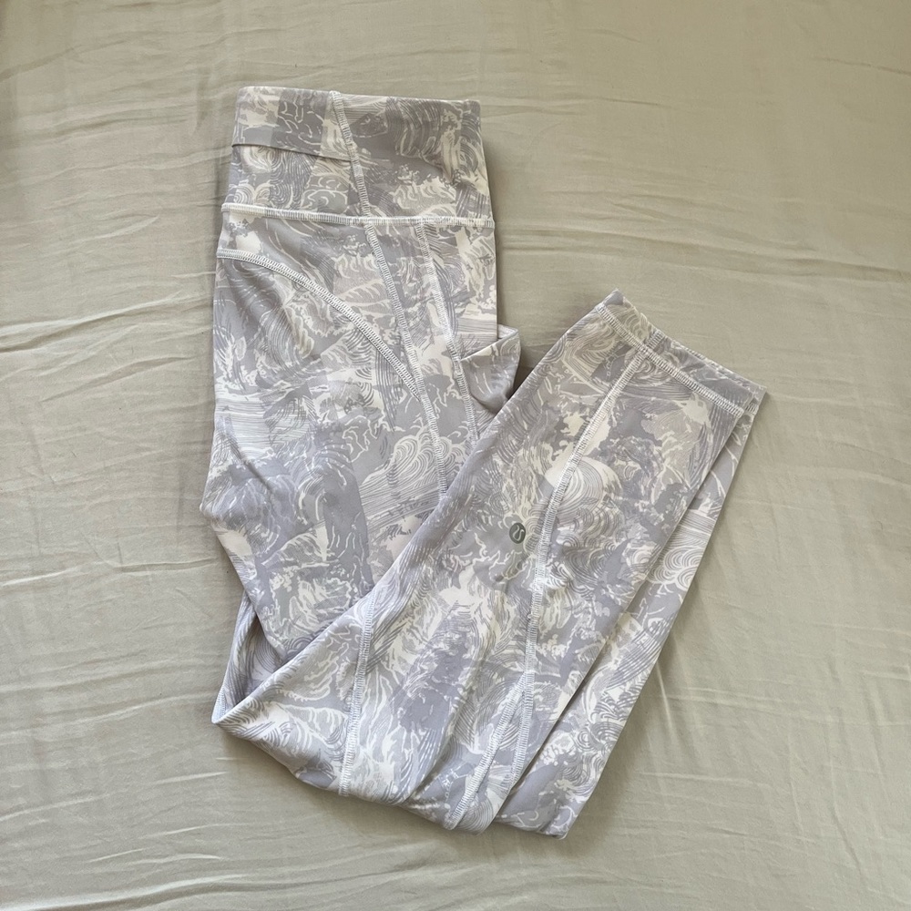 Lululemon Cropped Leggings
